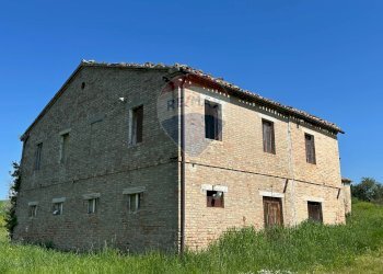 Casa all\'aperto - Rustico Monteschiavo
 
13, Maiolati Spontini - foto 10