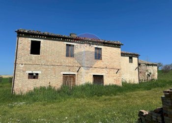 Casa all\'aperto - Rustico Monteschiavo
 
13, Maiolati Spontini - foto 11