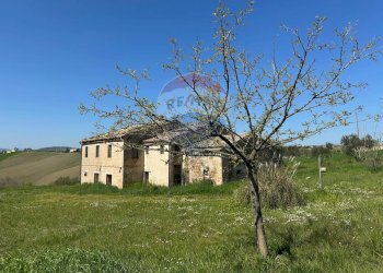 Casa all\'aperto - Rustico Monteschiavo
 
13, Maiolati Spontini - foto 13