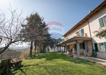 Casa all\'aperto - Casa indipendente Via San Donato
 
99, Fabriano - foto 4