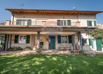 Casa all\'aperto - Casa indipendente Via San Donato
 
99, Fabriano - foto 7