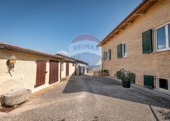 Terrazza - Casa indipendente Via San Donato
 
99, Fabriano - foto 12