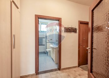 Hall / corridoio - Casa indipendente Via San Donato
 
99, Fabriano - foto 23