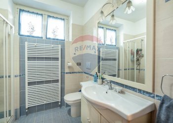 Bagno - Casa indipendente Via San Donato
 
99, Fabriano - foto 25