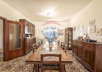 Sala da pranzo - Casa indipendente Via San Donato
 
99, Fabriano - foto 27
