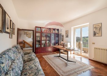 Sala da pranzo - Casa indipendente Via San Donato
 
99, Fabriano - foto 28