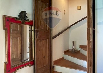 Scale - Casa semi indipendente Via Moscatelli Fraz. Castiglioni
 
80 e 80/B, Arcevia - foto 14