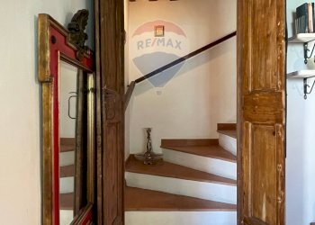 Scale - Casa semi indipendente Via Moscatelli Fraz. Castiglioni
 
80 e 80/B, Arcevia - foto 15