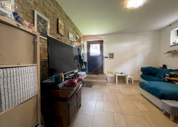 Soggiorno - Casa semi indipendente Via Moscatelli Fraz. Castiglioni
 
80 e 80/B, Arcevia - foto 37