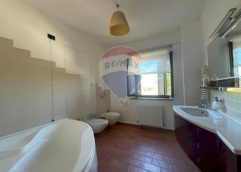 Bagno - Casa semi indipendente Via Moscatelli Fraz. Castiglioni
 
80 e 80/B, Arcevia - foto 55