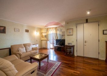 Soggiorno - Appartamento via dei mandorli
 
22, Montemarciano - foto 35