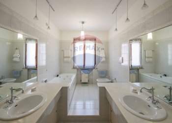 Bagno - Appartamento via dei mandorli
 
22, Montemarciano - foto 45