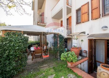 Giardino - Appartamento via dei mandorli
 
22, Montemarciano - foto 63