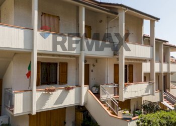Edificio all\'aperto - Appartamento via dei mandorli
 
22, Montemarciano - foto 1