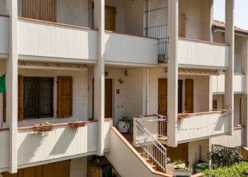 Edificio all\'aperto - Appartamento via dei mandorli
 
22, Montemarciano - foto 9