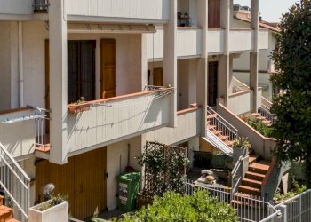 Edificio all\'aperto - Appartamento via dei mandorli
 
22, Montemarciano - foto 13