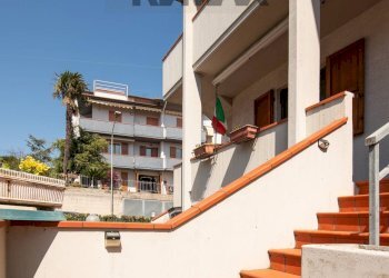 Terrazza - Appartamento via dei mandorli
 
22, Montemarciano - foto 15