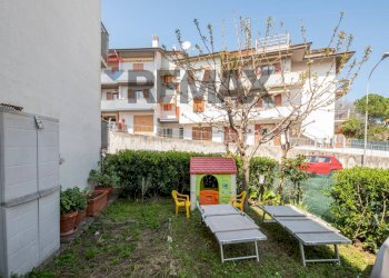 Giardino - Appartamento via dei mandorli
 
22, Montemarciano - foto 83