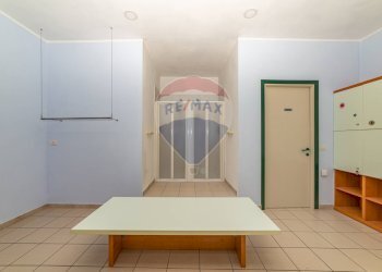 Cucina - Negozio Piazza Martiri delle Foibe Istriane
 
1, Jesi - foto 10