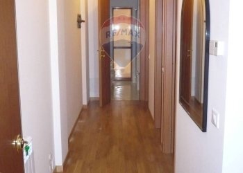 Hall / corridoio - Trilocale Strada Comunale San Marino San Matteo
 
2  B, Perugia - foto 5