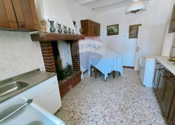 Cucina - Casa indipendente Strada della Carraia
 
32, Castiglione del Lago - foto 12