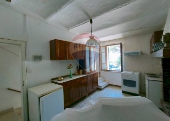 Cucina - Casa indipendente Strada della Carraia
 
32, Castiglione del Lago - foto 14