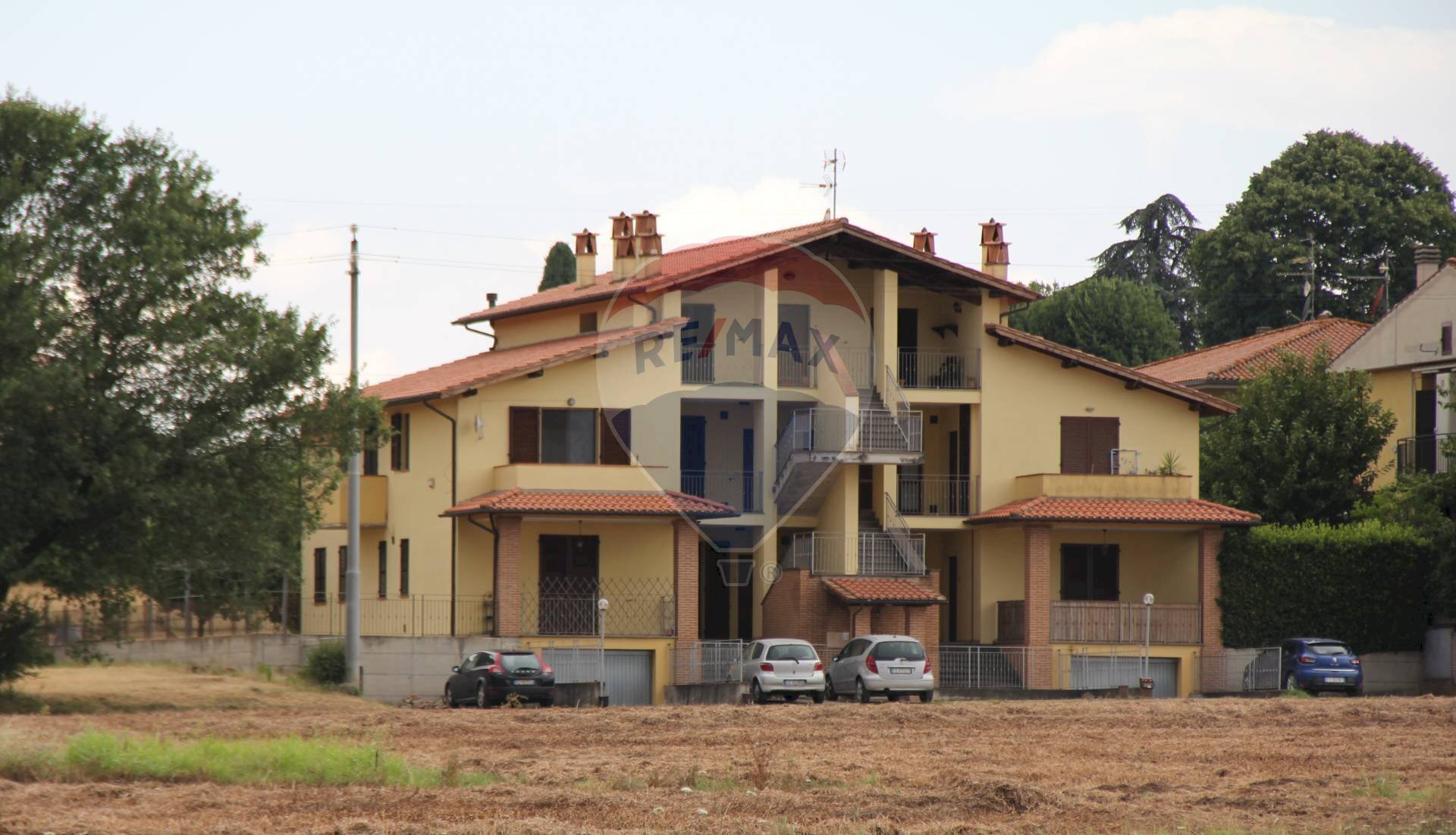 Casa all\'aperto - Four-room apartment Via Cristoforo  Colombo
 
240, Castiglione del Lago - photo 3