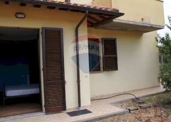 Casa all\'aperto - Quadrilocale Via Cristoforo  Colombo
 
240, Castiglione del Lago - foto 15