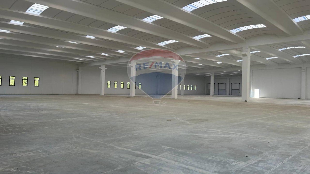 Parcheggio - Capannone Via Alberto Monni, Perugia - foto 2