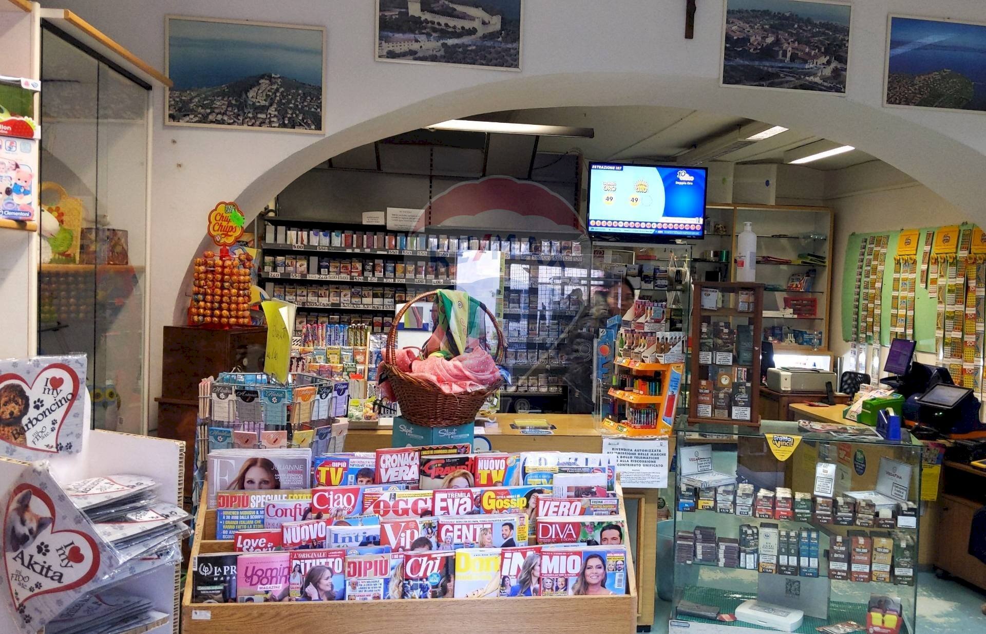 Dispensa di stoccaggio - Attività Commerciale Via Vittorio Emanuele
 
35, Castiglione del Lago - foto 1