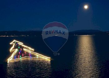 Vista dell\'acqua - Attività Commerciale Via Vittorio Emanuele
35, Castiglione del Lago - foto 12