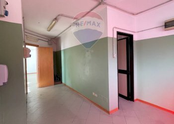 Stanza vuota - Locale Commerciale Via Umbria
 
179, Perugia - foto 5