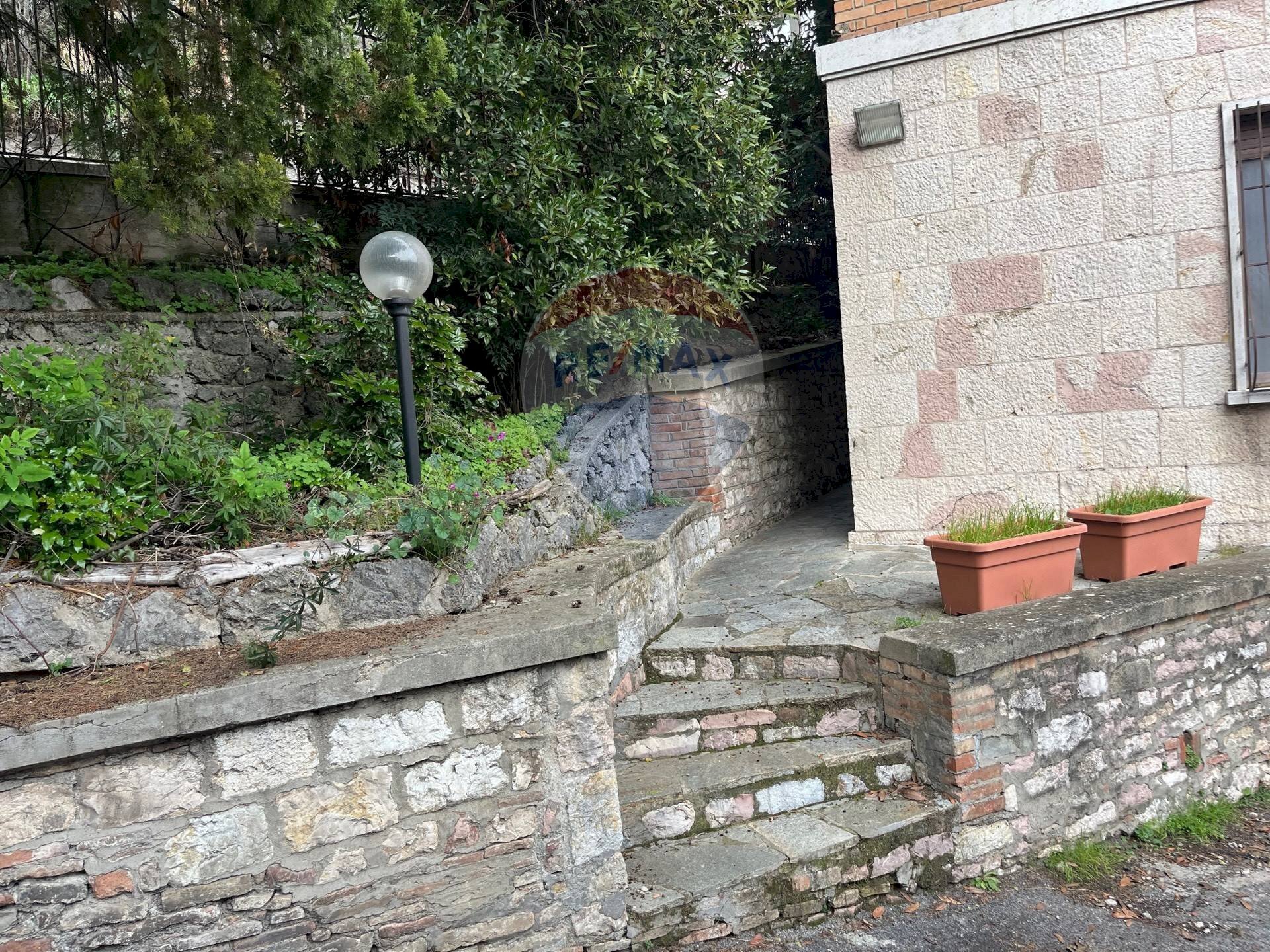 Giardino - Four-room apartment Via Fratelli Pellas, Perugia - photo 3