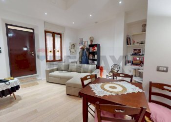 Sala da pranzo - Quadrilocale Via Fratelli Pellas, Perugia - foto 5