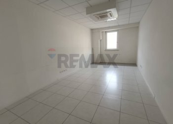 Stanza vuota - Ufficio Via Settevalli
 
175, Perugia - foto 16