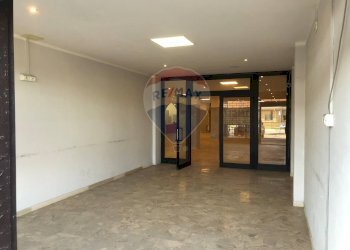 Stanza vuota - Locale Commerciale Corciano - foto 9