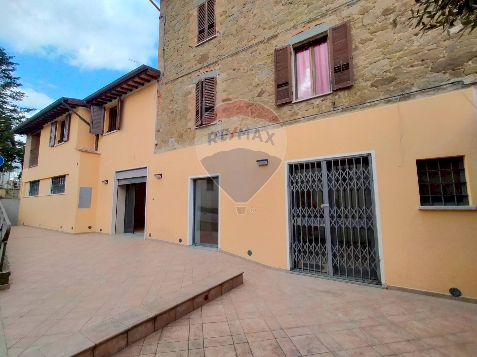 Edificio all\'aperto - Commercial Premises Via Della Tigre
 
30, Perugia - photo 3
