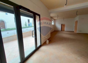 Stanza vuota - Locale Commerciale Via Della Tigre
 
30, Perugia - foto 5