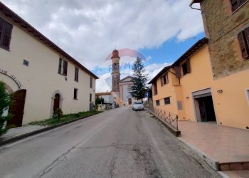 Edificio all\'aperto - Locale Commerciale Via Della Tigre
 
30, Perugia - foto 18