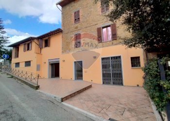 Edificio all\'aperto - Locale Commerciale Via Della Tigre
 
30, Perugia - foto 19