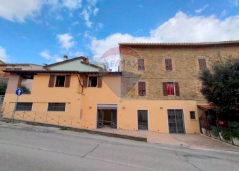 Casa all\'aperto - Locale Commerciale Via Della Tigre
 
30, Perugia - foto 20