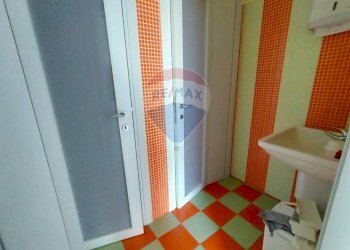 Bagno - Locale Commerciale Via Settevalli Pila
 
925, Perugia - foto 8