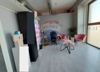 Soggiorno - Locale Commerciale Via Settevalli Pila
 
925, Perugia - foto 19