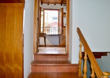 Scale - Trilocale Via Della Madonna, Perugia - foto 10