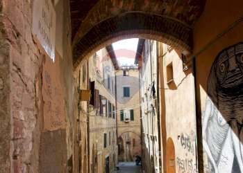 Edificio all\'aperto - Trilocale Via Della Madonna, Perugia - foto 24