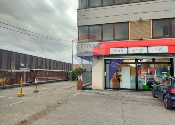 Edificio all\'aperto - Ufficio Via Giuseppe Minottini
 
9, Perugia - foto 26