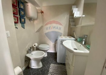 Bagno - Quadrilocale Via due giugno
 
9, Passignano sul Trasimeno - foto 5