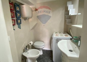 Bagno - Quadrilocale Via due giugno
 
9, Passignano sul Trasimeno - foto 7