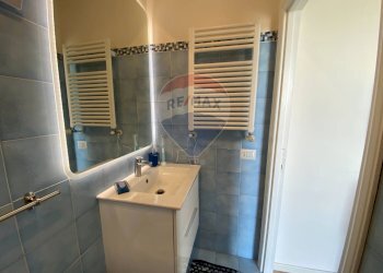 Bagno - Quadrilocale Via due giugno
 
9, Passignano sul Trasimeno - foto 27