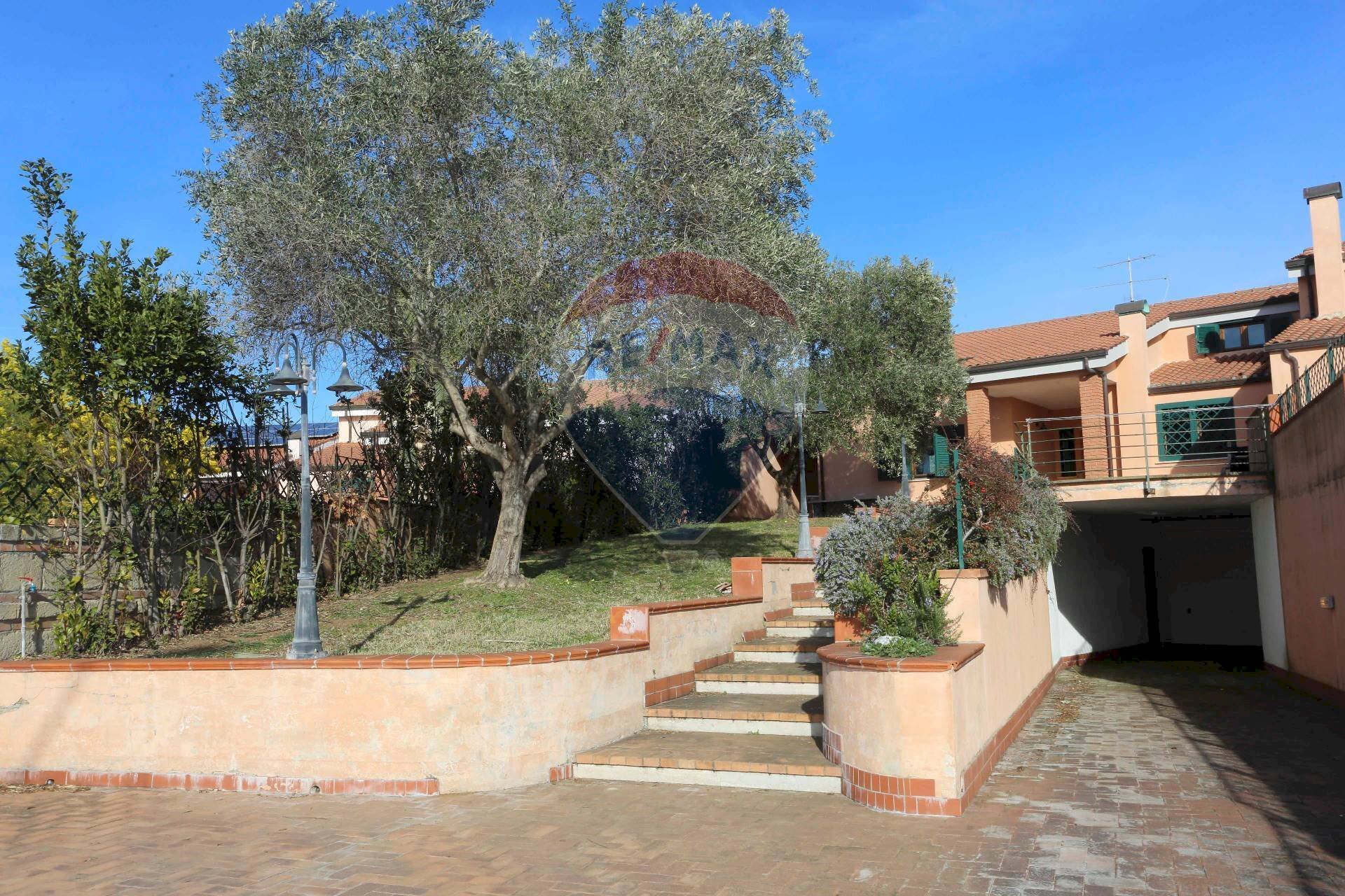 Giardino - Terraced Villa Via Afrodite
 
15, Pomezia - photo 2